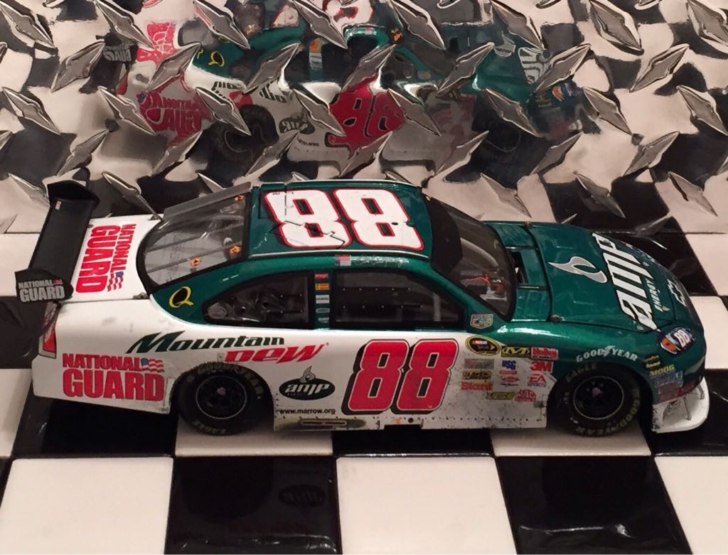 Dale Earnhardt Jr. - NASCAR Sprint Cup Series toy car collectible - Main Image 2