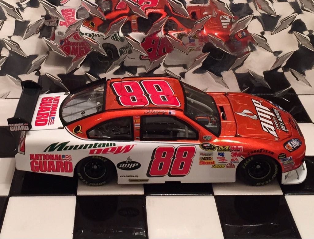 Dale Earnhardt Jr. - NASCAR Sprint Cup Series toy car collectible - Main Image 2