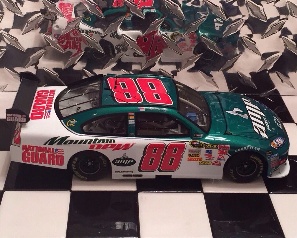 Dale Earnhardt Jr. - NASCAR Sprint Cup Series toy car collectible - Main Image 2