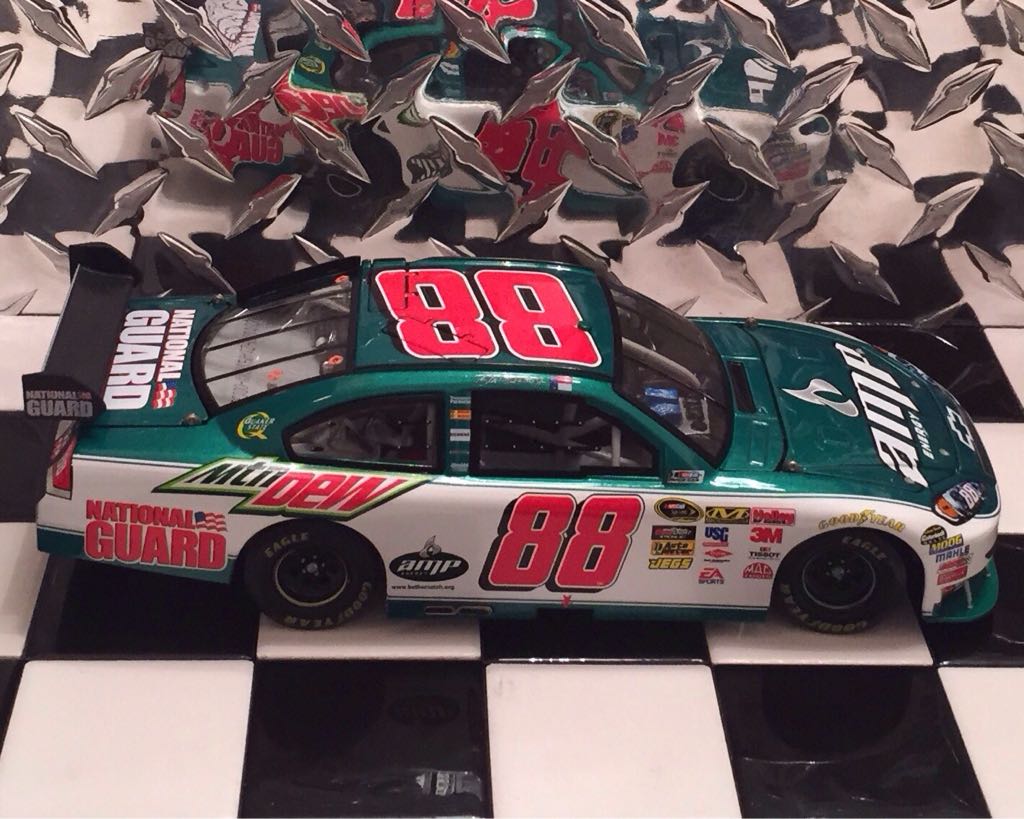 Dale Earnhardt Jr. - NASCAR Sprint Cup Series toy car collectible - Main Image 2
