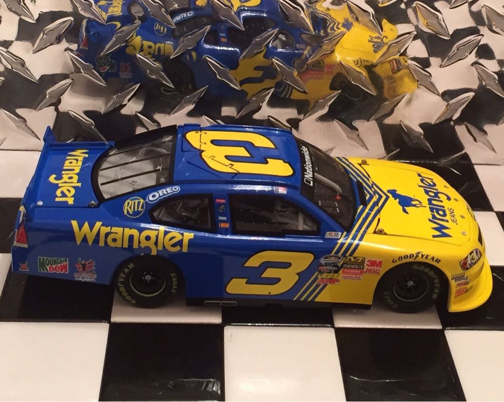Dale Earnhardt Jr. - NASCAR Nationwide Series toy car collectible - Main Image 2