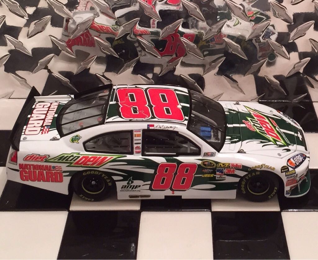Dale Earnhardt Jr. - NASCAR Sprint Cup Series toy car collectible - Main Image 2