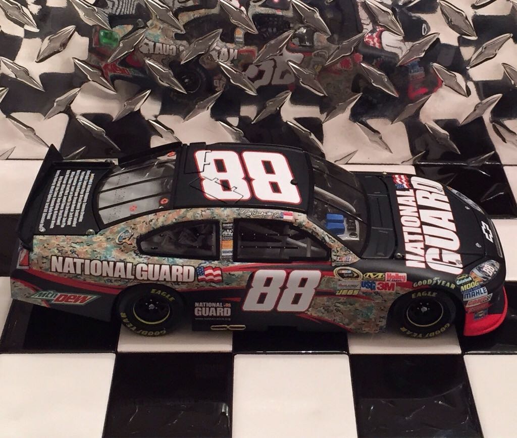 Dale Earnhardt Jr. - NASCAR Sprint Cup Series toy car collectible - Main Image 2