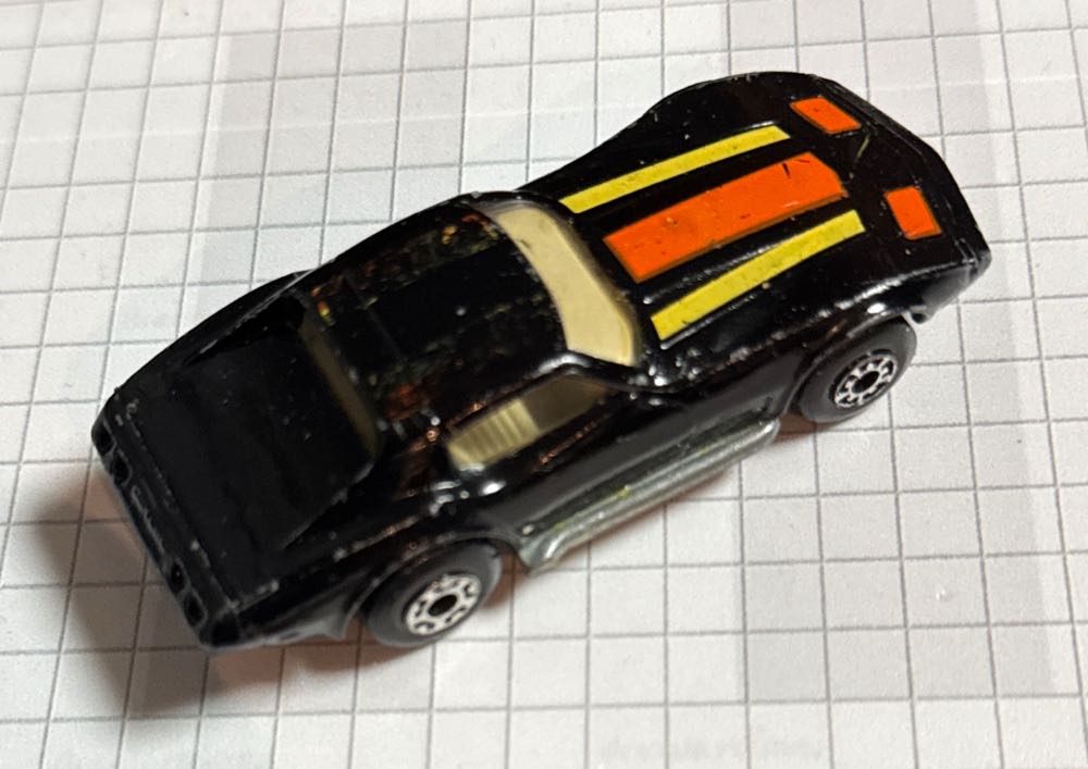 Chevrolet Corvette - Matchbox toy car collectible - Main Image 3