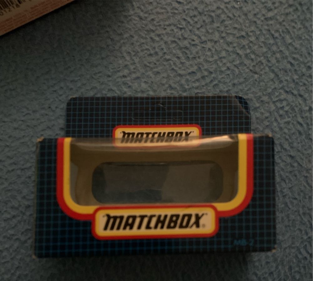 Rover Sterling - Matchbox 1-75 toy car collectible - Main Image 4