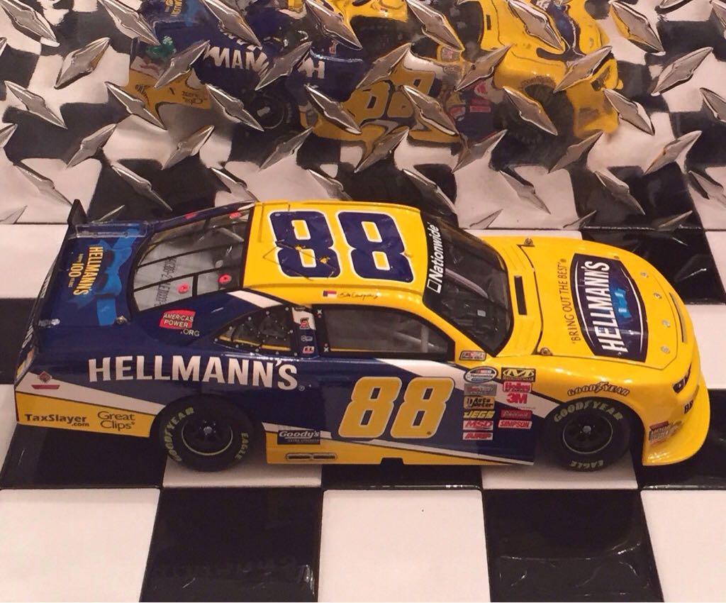 Dale Earnhardt Jr. - NASCAR Nationwide Series toy car collectible - Main Image 2