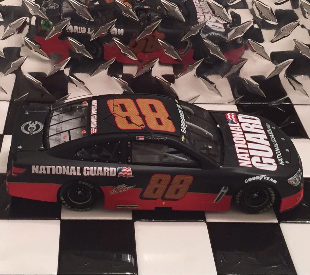 Dale Earnhardt Jr. - NASCAR Sprint Cup Series toy car collectible - Main Image 2