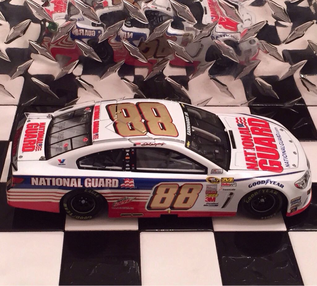 Dale Earnhardt Jr. - NASCAR Sprint Cup Series toy car collectible - Main Image 2