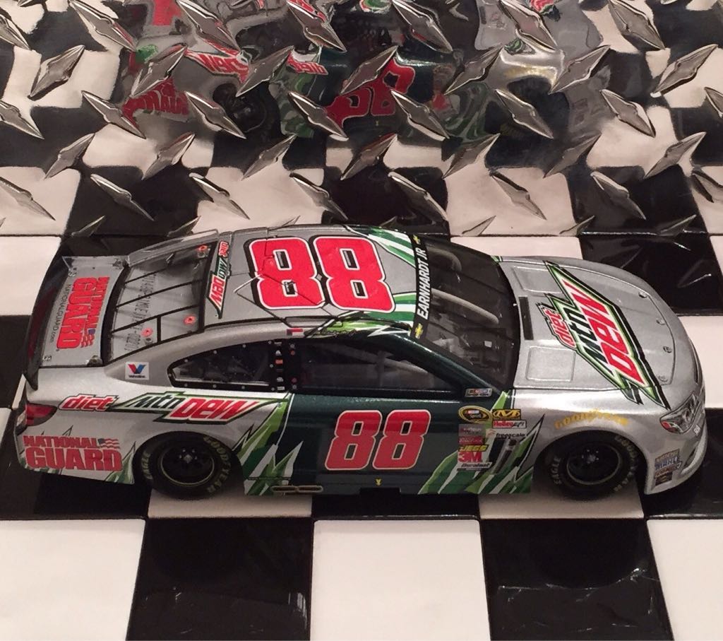 Dale Earnhardt Jr. - NASCAR Sprint Cup Series toy car collectible - Main Image 2