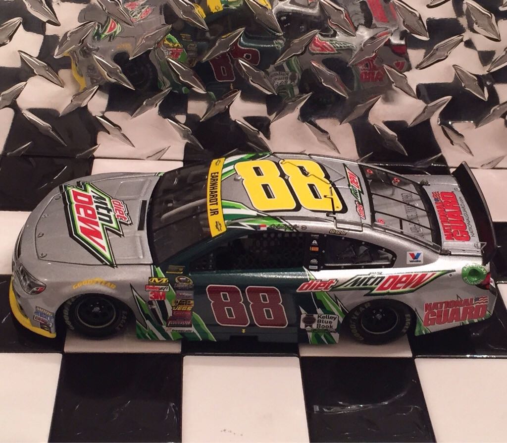 Dale Earnhardt Jr. - NASCAR Sprint Cup Series toy car collectible - Main Image 1