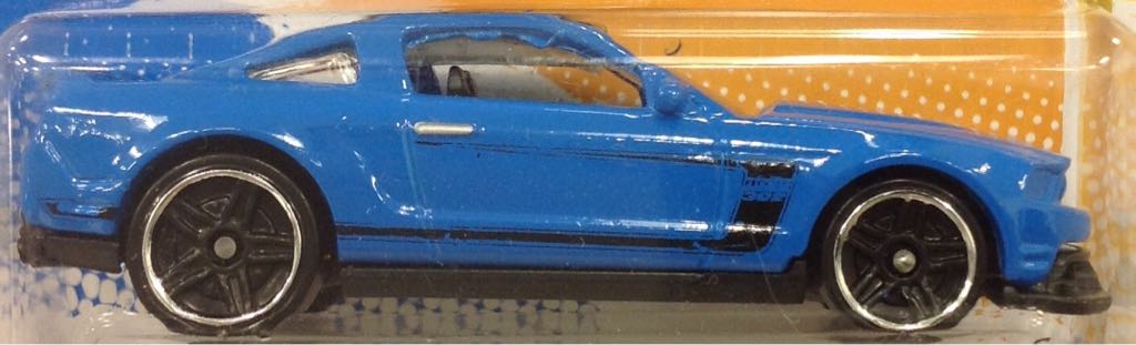 2012 Mustang Boss 302 Laguna Seca - HW Premiere toy car collectible - Main Image 2