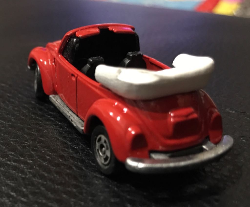 Volkswagen Beetle 1200 Cabrio - Tomica toy car collectible - Main Image 2
