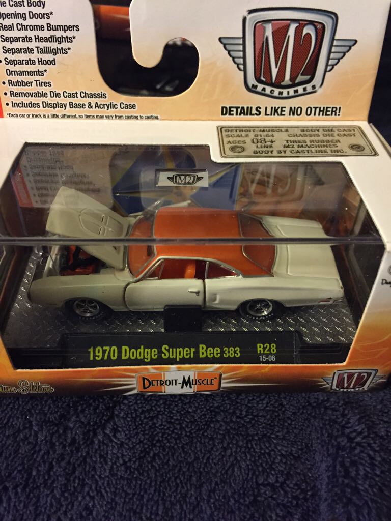 1970 Dodge Super Bee 383 - Detroit Muscle toy car collectible - Main Image 1