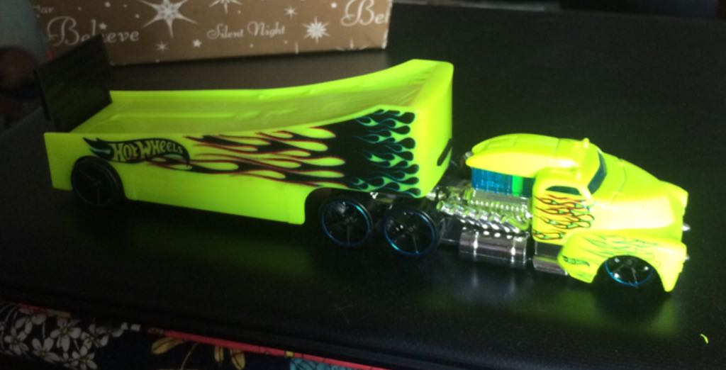 Rock N Race  toy car collectible - Main Image 1