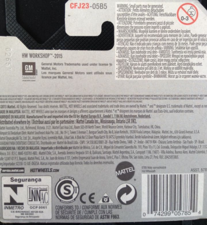 Camaro Convertible Concept - 15 Hw Workshop toy car collectible - Main Image 2