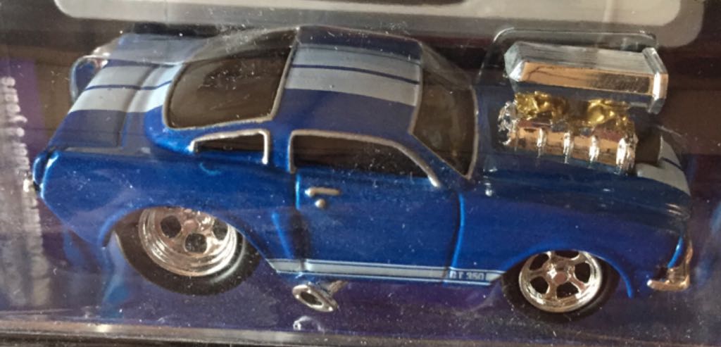 Mustang (1966) - Muscle Machines toy car collectible - Main Image 2