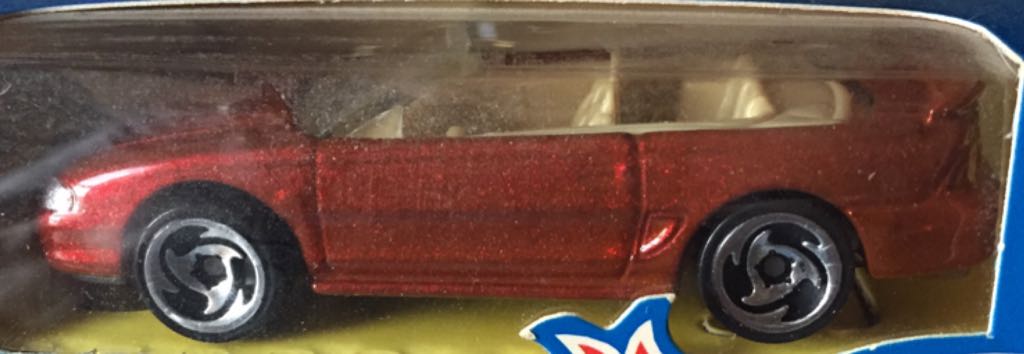 Mustang GT  toy car collectible - Main Image 2