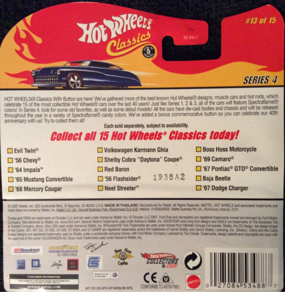 Hot Wheels Classics Series 4: ’67 Pontiac GTO Convertible - 2007 Hot Wheels Classics Series 4 toy car collectible - Main Image 2
