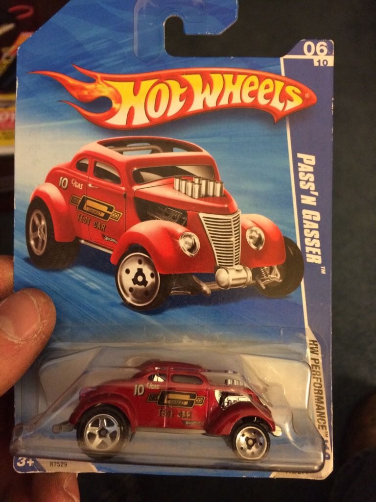 Pass’n Gasser - 2010 HW Performance toy car collectible - Main Image 1