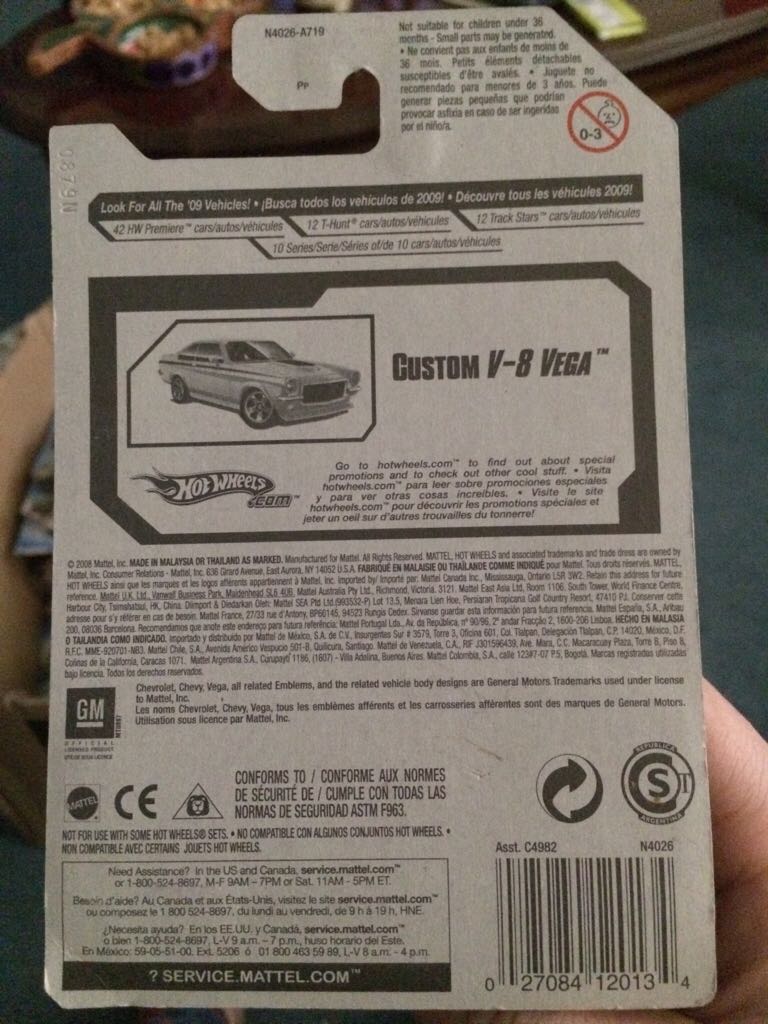 Custom V-8 Vega - HW WORKSHOP toy car collectible - Main Image 2