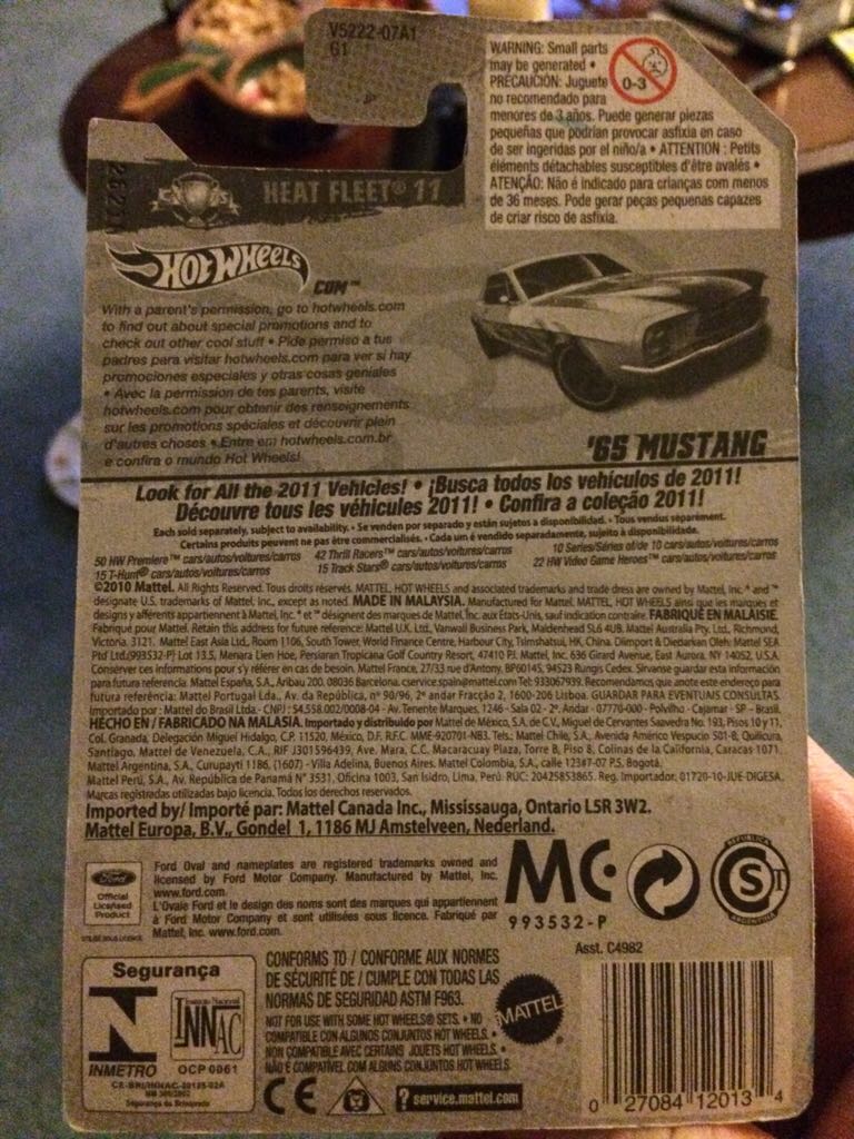 1965 Mustang Yellow - Heat Fleet toy car collectible - Main Image 2