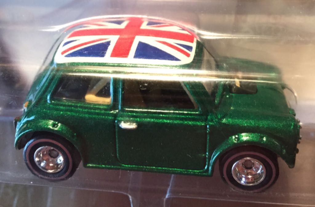 Morris Mini - HW Hall Of Fame toy car collectible - Main Image 2