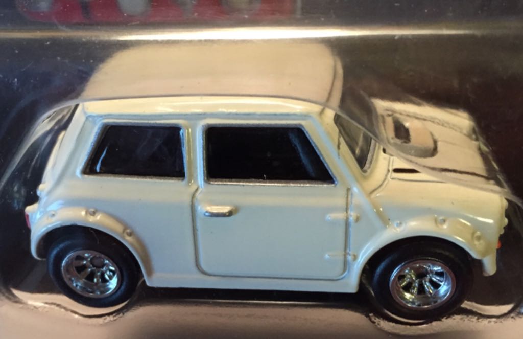 Morris Mini - HW Reto Entertainment toy car collectible - Main Image 2