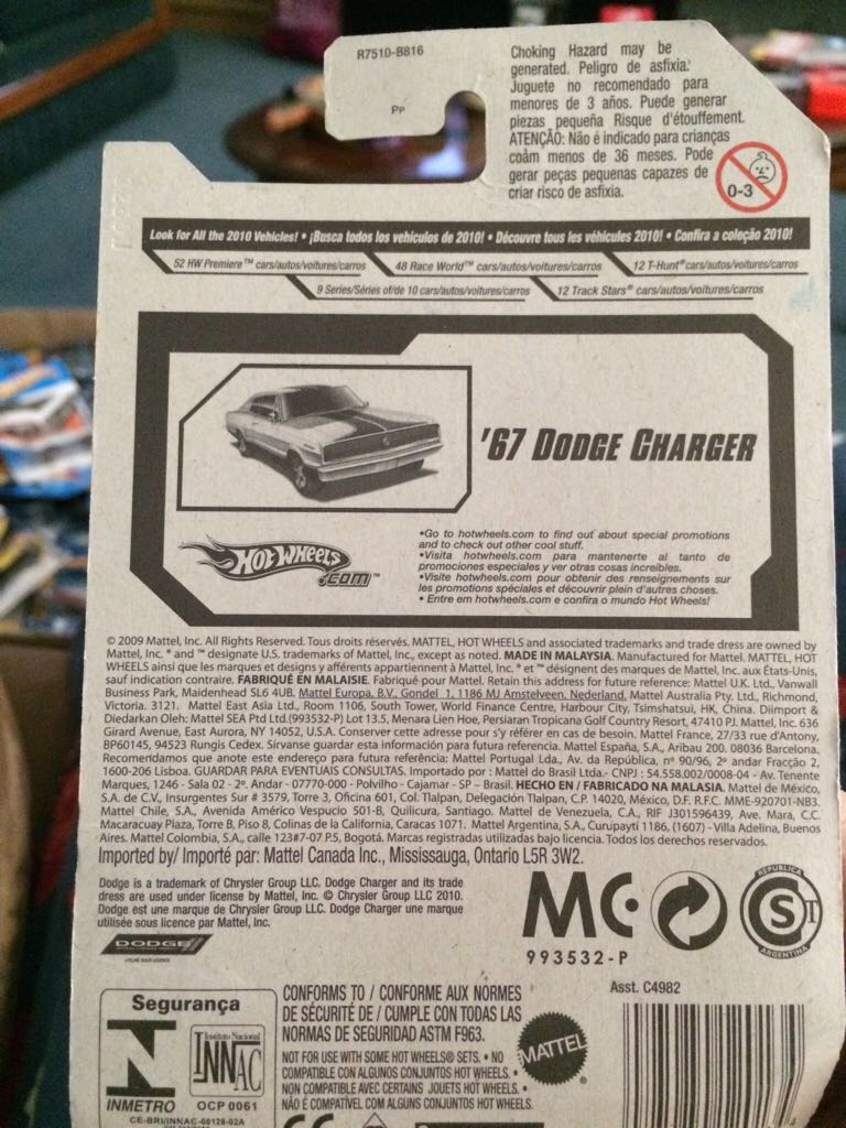 ’67 Dodge Charger - 2010 Muscle Mania toy car collectible - Main Image 2