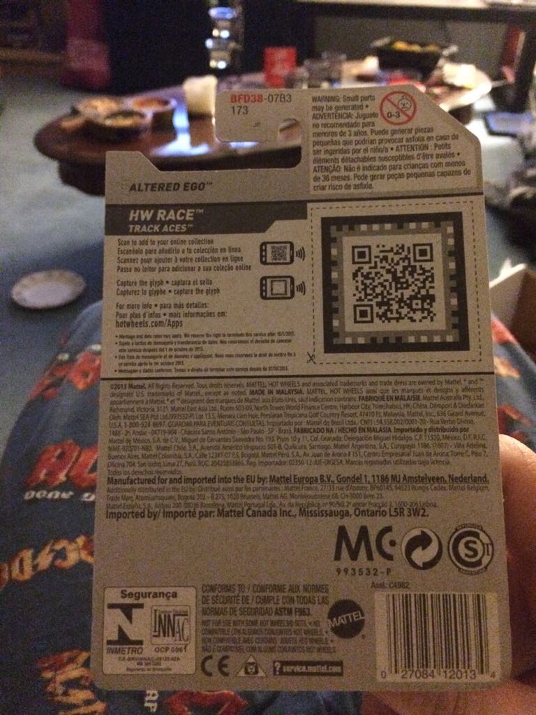 Altered Ego - 2014 HW Race - Track Aces toy car collectible - Main Image 2