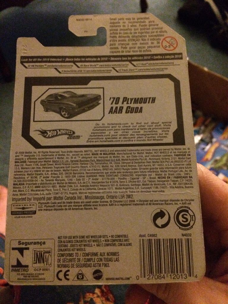 ’70 Plymouth AAR Cuda - 2009 - HW Premiere toy car collectible - Main Image 2