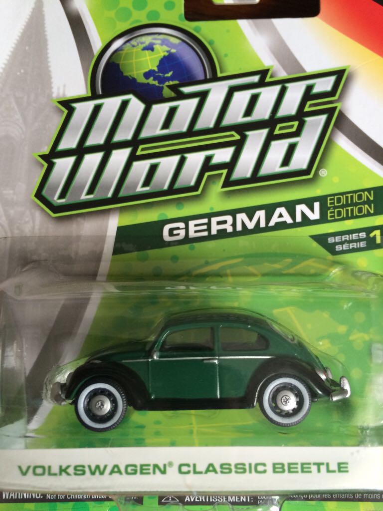 Volkswagon Classic Beetle  toy car collectible - Main Image 1
