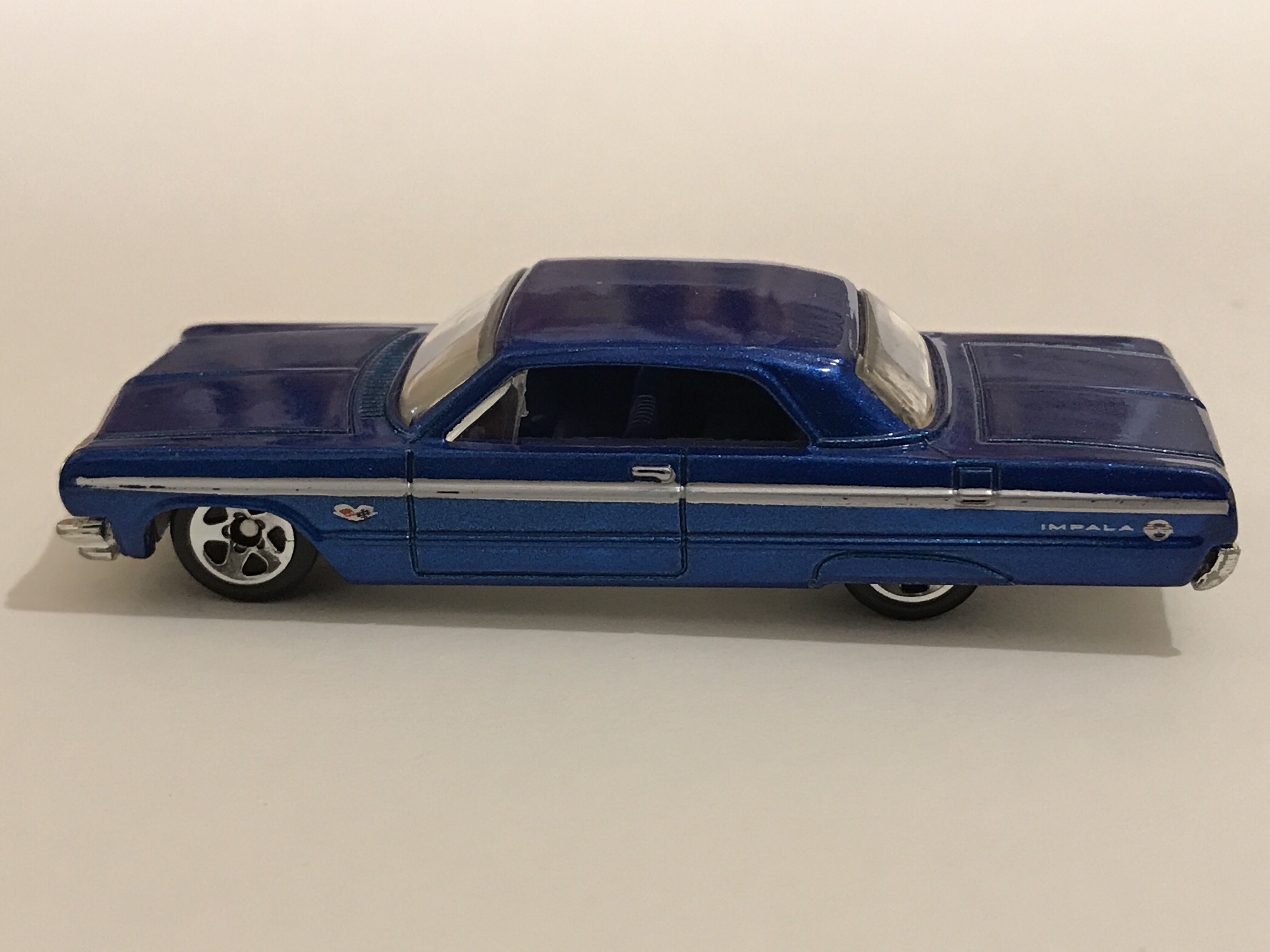 ’64 Chevy Impala - 2010 - Hot Auction toy car collectible - Main Image 3