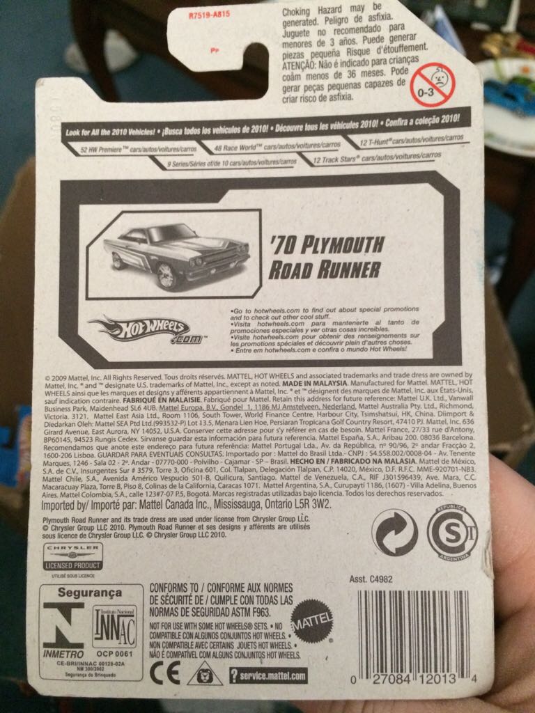 ’70 Plymouth Road Runner - 2010 Nightburnerz toy car collectible - Main Image 2