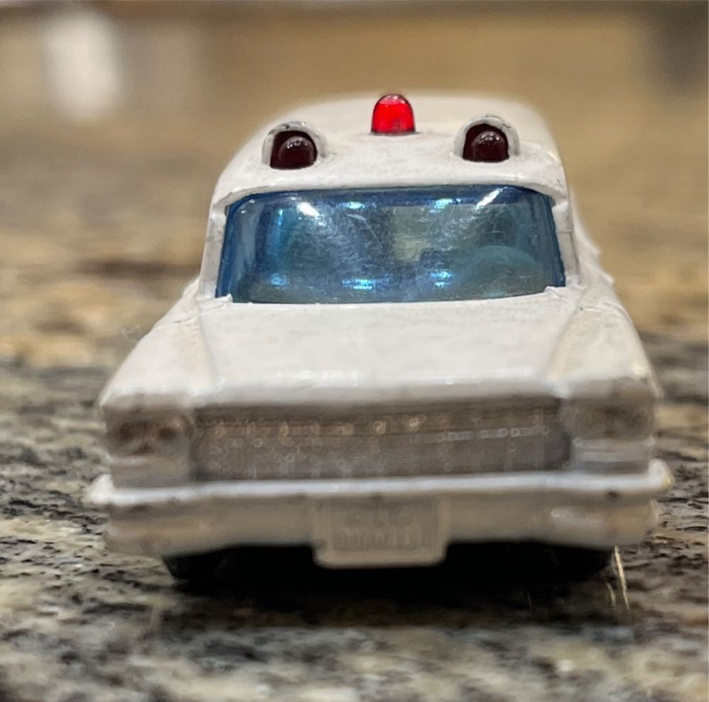 Matchbox S & S Cadillac Ambulance - Lensey toy car collectible - Main Image 4