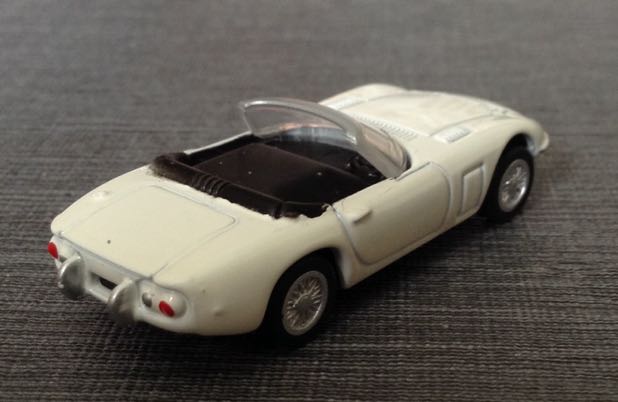 Toyota 2000 GT Cabrio - 50 Years James Bond toy car collectible - Main Image 2