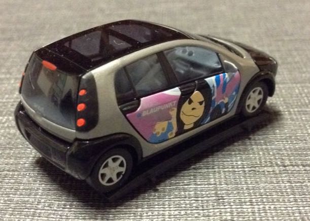 Smart Forfour - Blaupunkt toy car collectible - Main Image 2