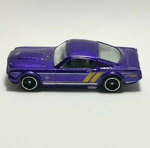 *Ford Mustang Fastback ’65 Metallic Purple hot wheels 50th - Mustang 50th 5-Pack toy car collectible - Main Image 2