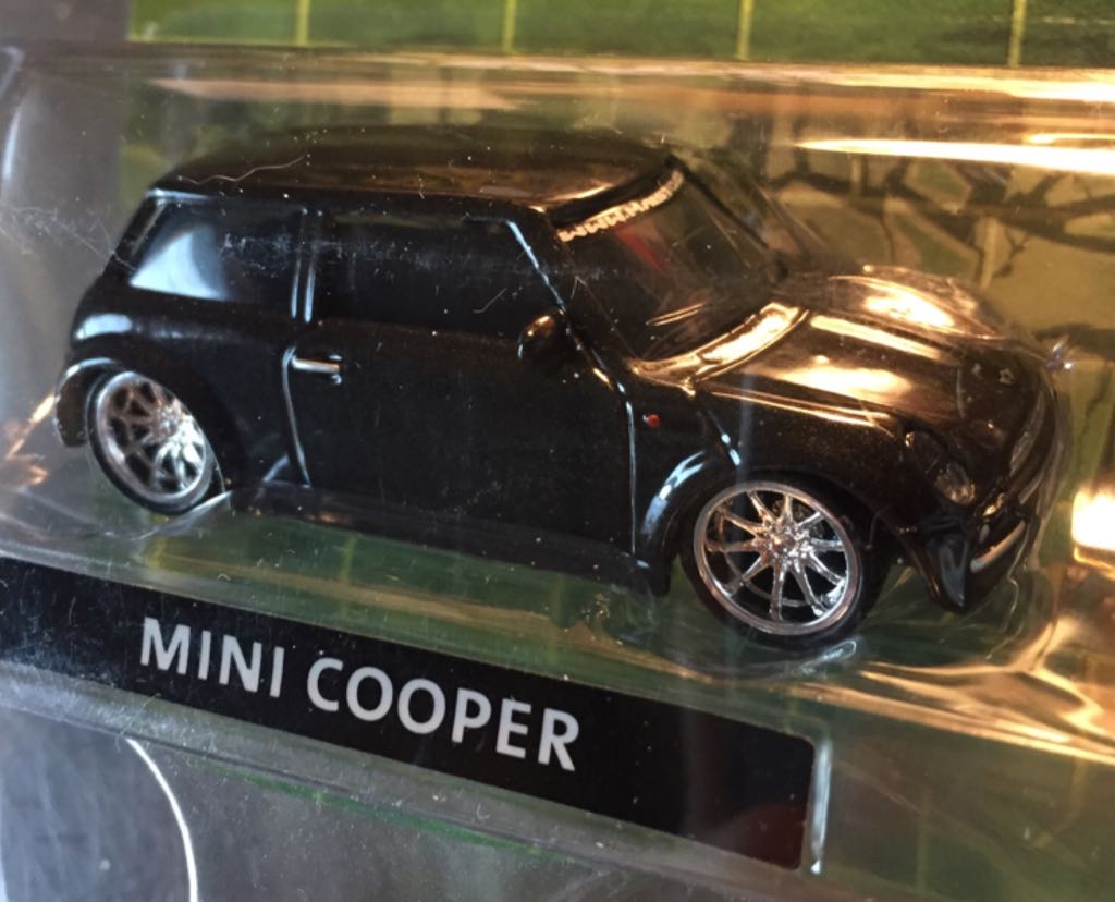 Mini Cooper - Urban Metal toy car collectible - Main Image 2