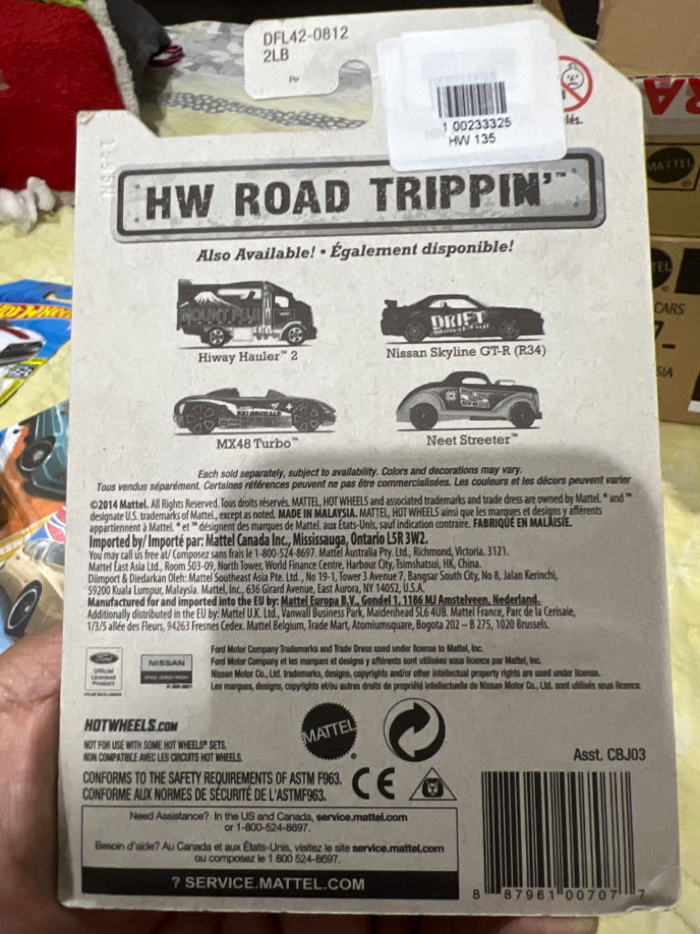 1999 Nissan Skyline GT-R (BNR34) - HW Road Trippin’ toy car collectible - Main Image 2