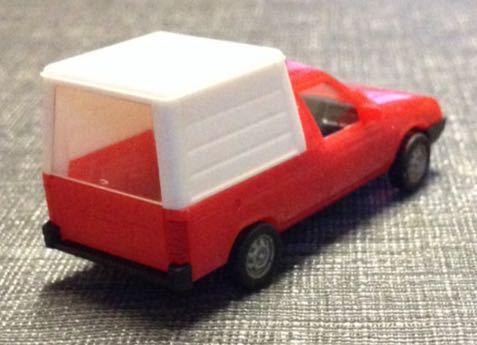 Skoda Favorit - Pick-up toy car collectible - Main Image 2