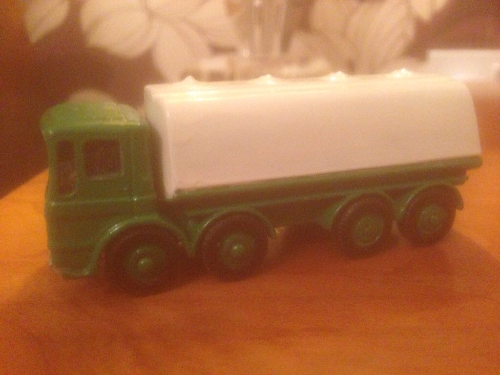 Jada 2002 Cadillac Escalade EXT