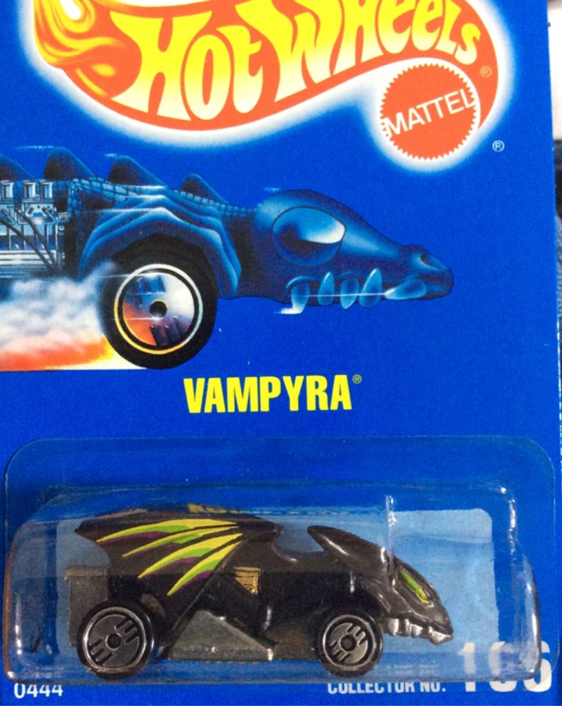 Vampyra toy car collectible - Main Image 1