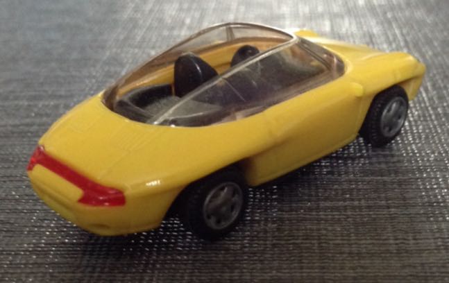 Porsche Panamericana Prototype  toy car collectible - Main Image 2