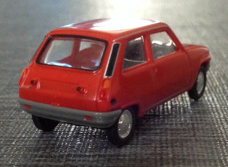 Renault 5  toy car collectible - Main Image 2