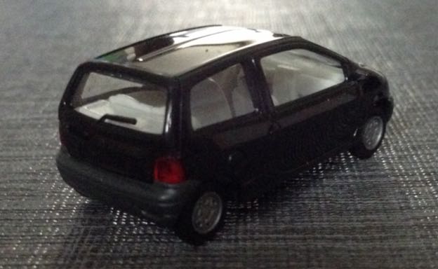 Renault Twingo  toy car collectible - Main Image 2