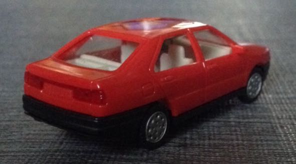Seat Toledo GL  toy car collectible - Main Image 2