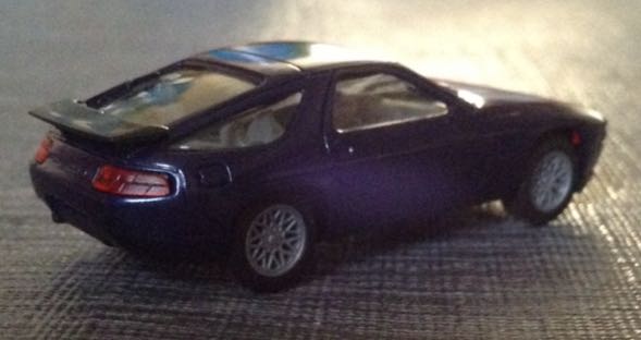 Porsche 928 S4  toy car collectible - Main Image 2
