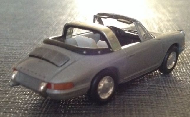 Porsche 911 Targa  toy car collectible - Main Image 2