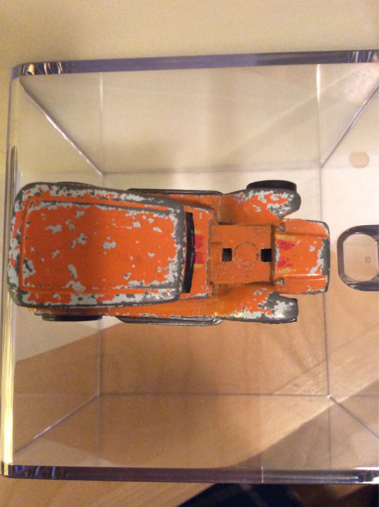 Red Lines - Prowler - 1973 Red Lines Series toy car collectible - Main Image 2