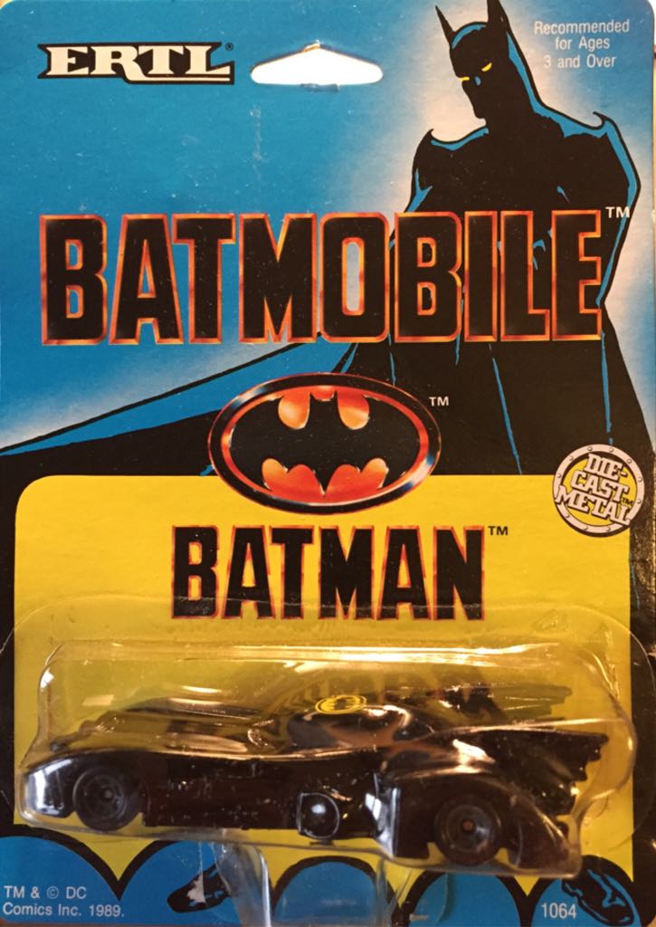 Batman: Batmobile (1989) - 1989 Batman Movie toy car collectible - Main Image 1